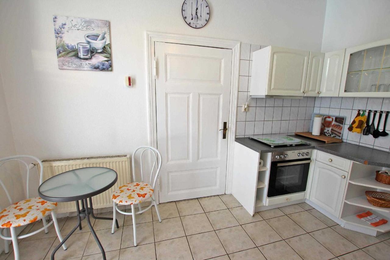 Ferienwohnung Malchow See 9921 Malchow (Mecklenburg-Vorpommern) Room photo